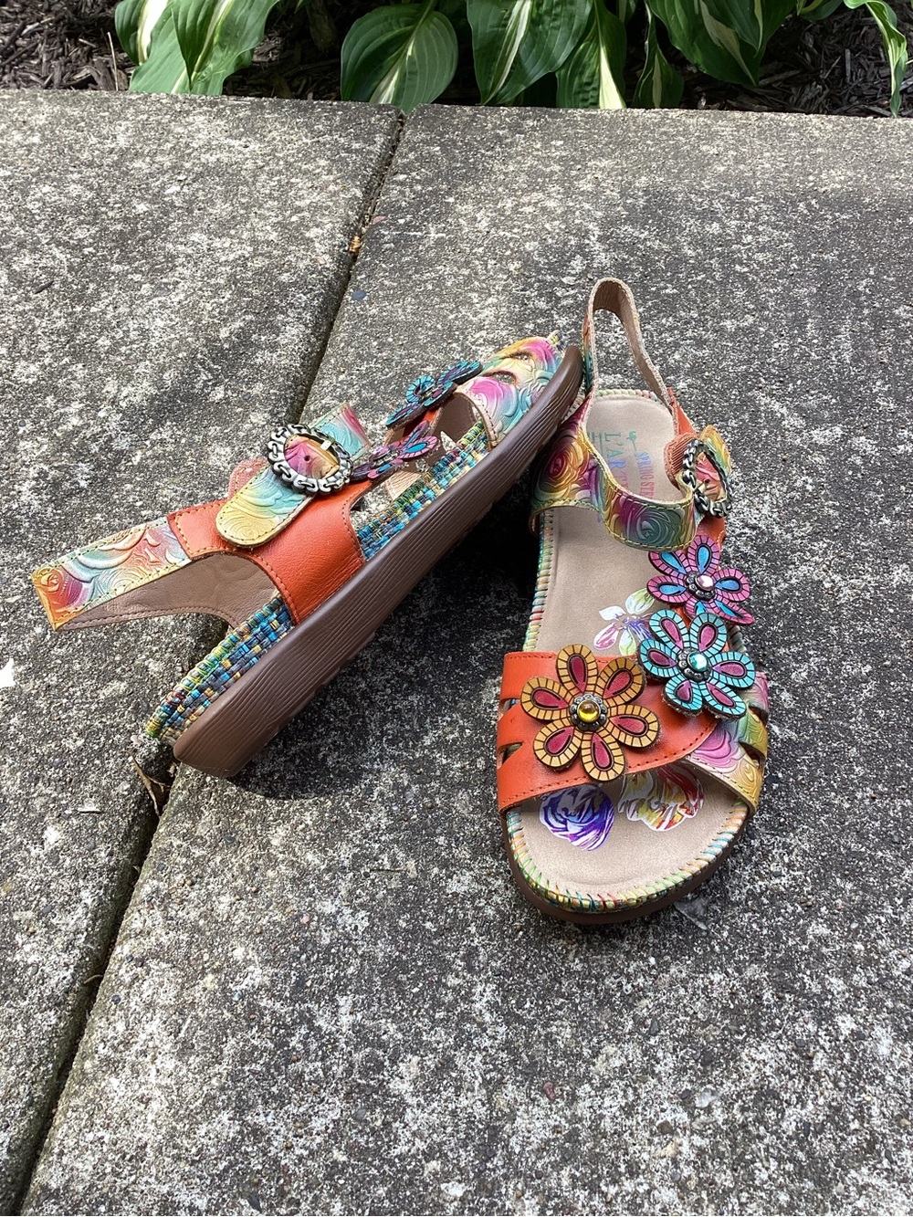 L'Artiste by Spring Step NOURIA Leather Floral Embellished Sandals Size 38 US 7 - Picture 11 of 11